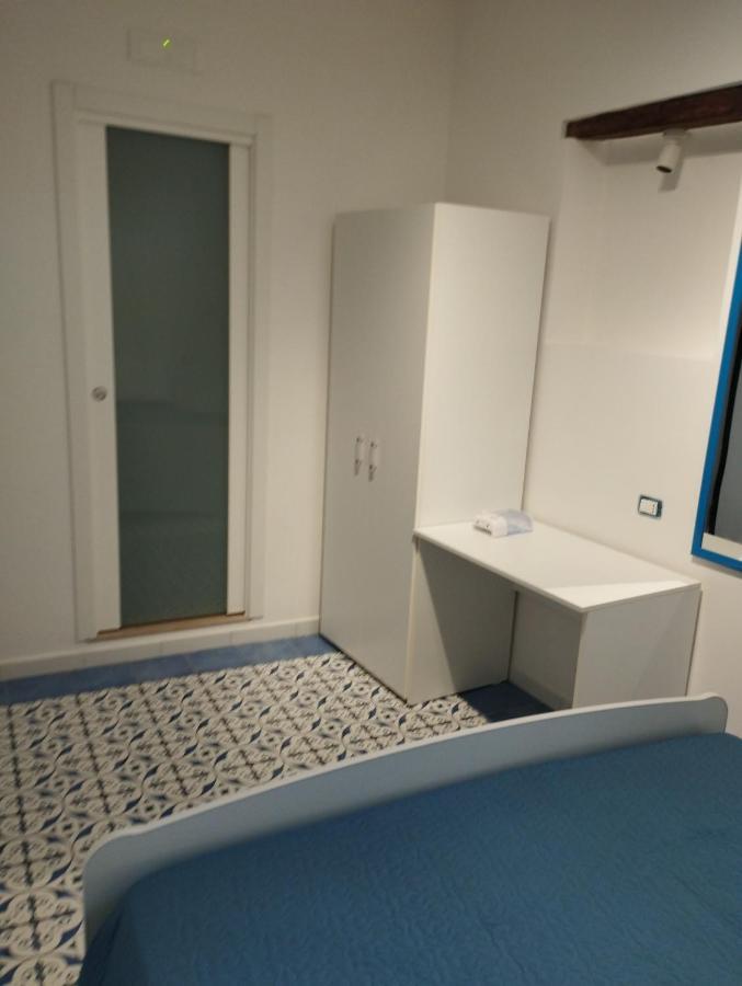 La Bomboniera B&B Amalfi Coast Виетри Экстерьер фото